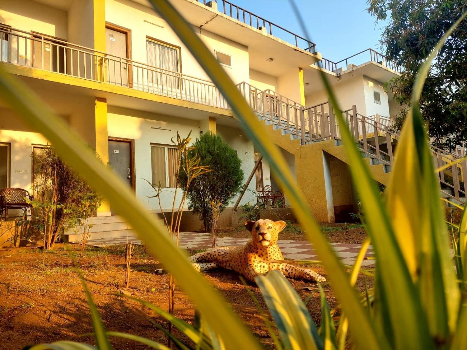 Gir Jungle Lodge Sasan Gir Exterior photo